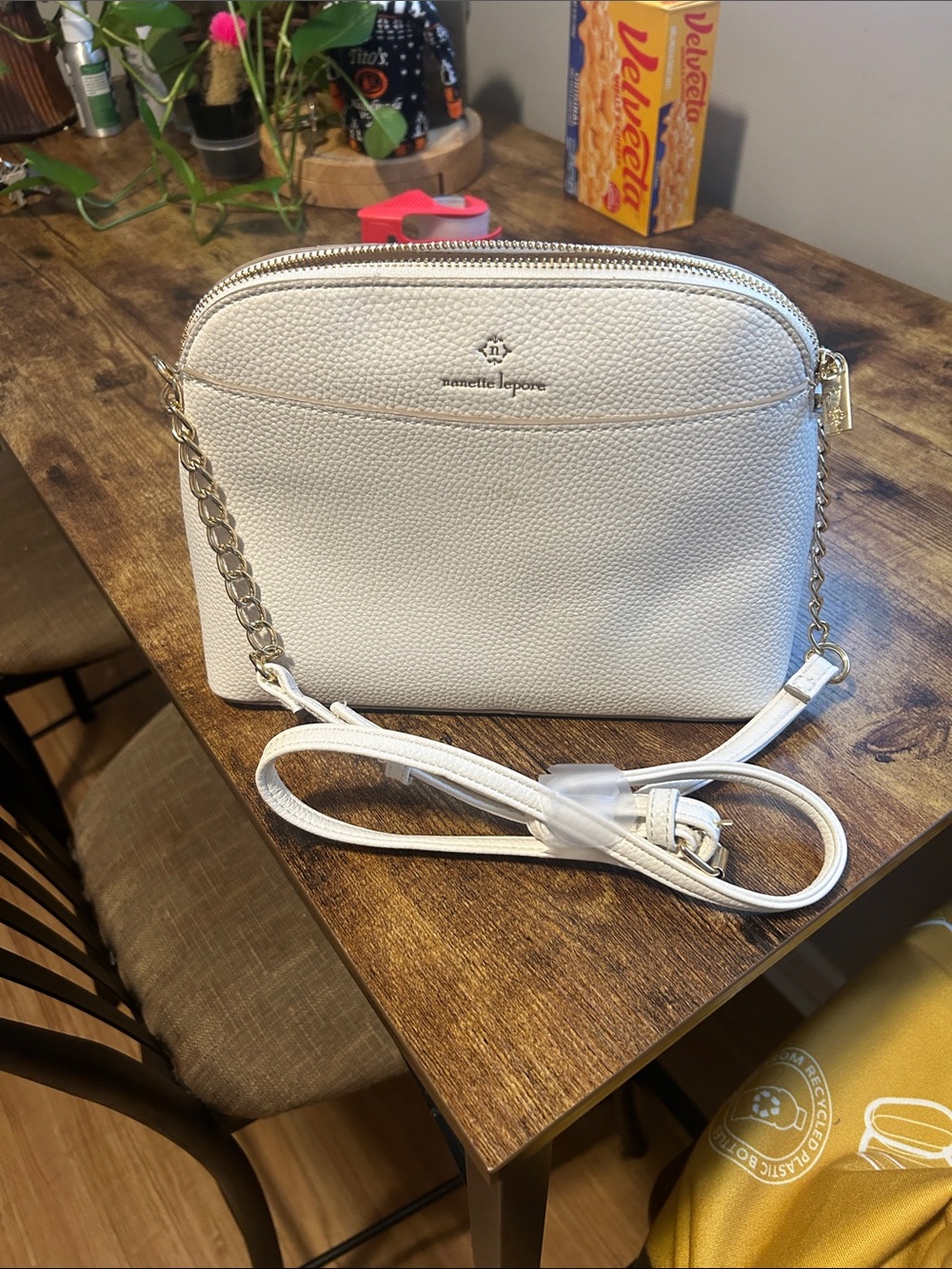 Sondra Roberts White Pebbled Crossbody Bag with Chain Strap
